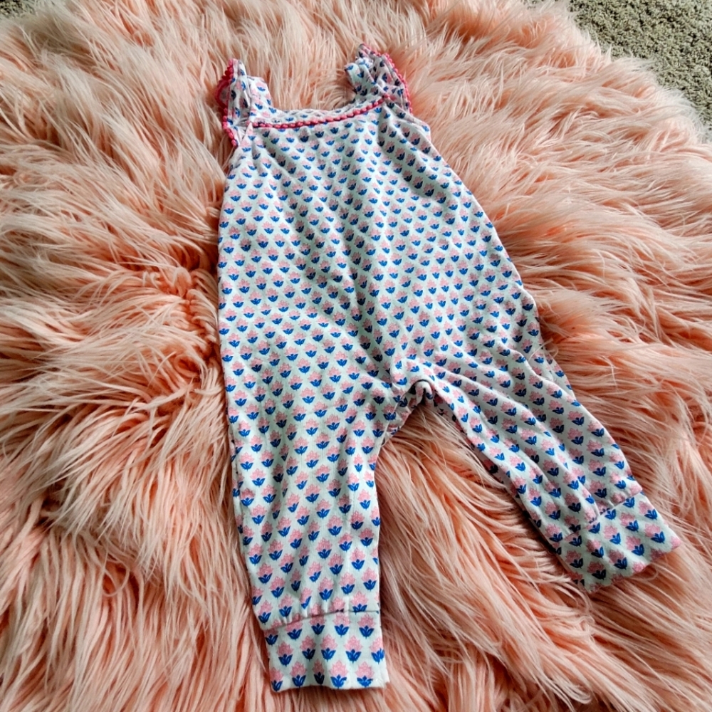 Baby girl floral sleeveless jumpsuit